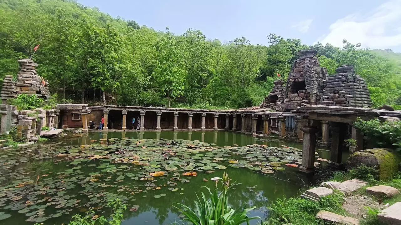 Have you visited this 1,200-year-old baoli near Nagpur? Credit: Wikimedia/DhirajLinge