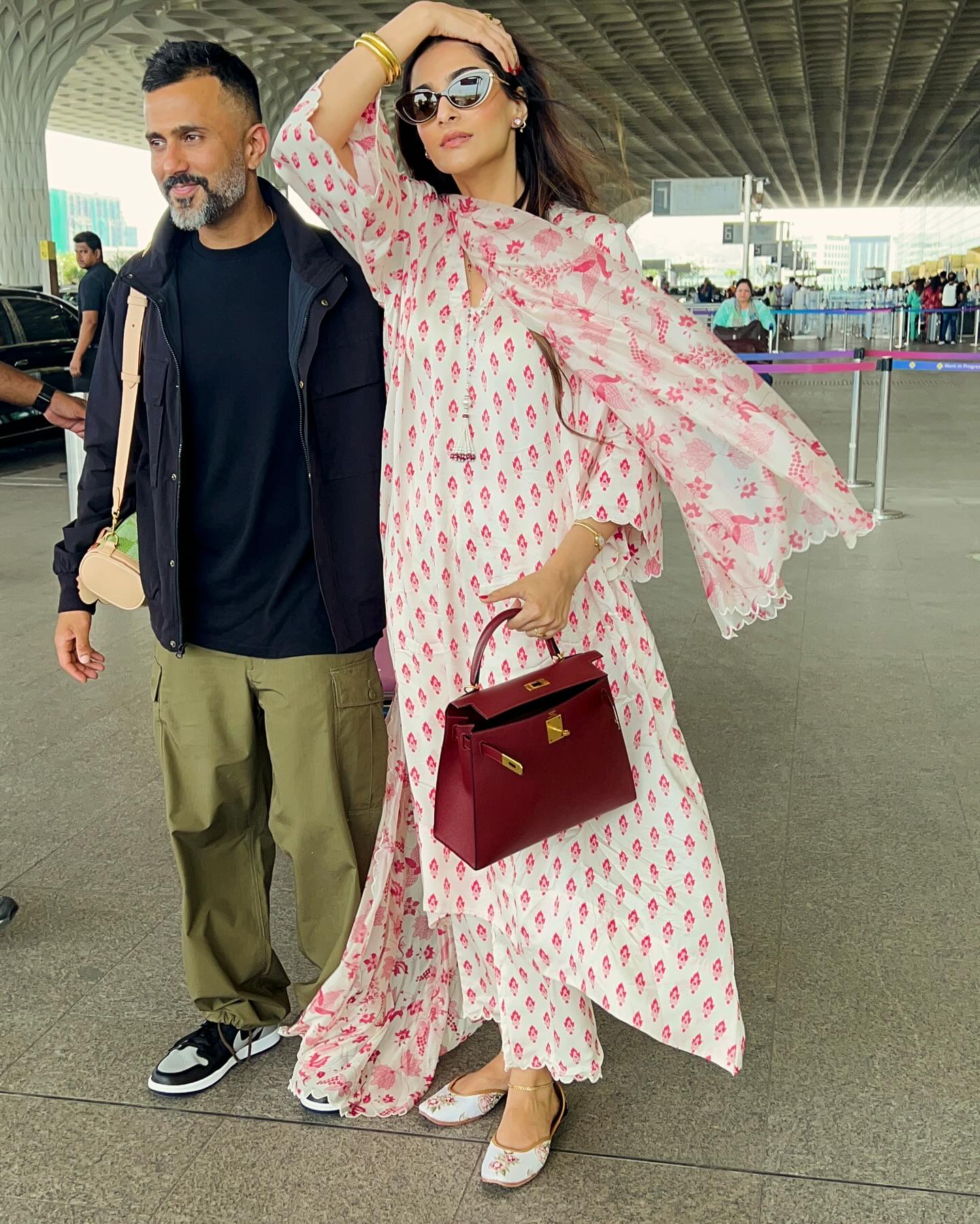 Sonam Kapoor was spotted at the airport