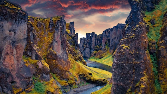 No. 6. Iceland Canyons | From deep ravines carved by ancient glaciers to spectacular volcanic gorges, Iceland’s canyons have their own story to tell. They offer visitors an insight into the region’s nature with their beautiful views. Visiting these canyons is certainly a once-in-a-lifetime opportunity as they will definitely leave their mark on your mind. (Image: Shutterstock)