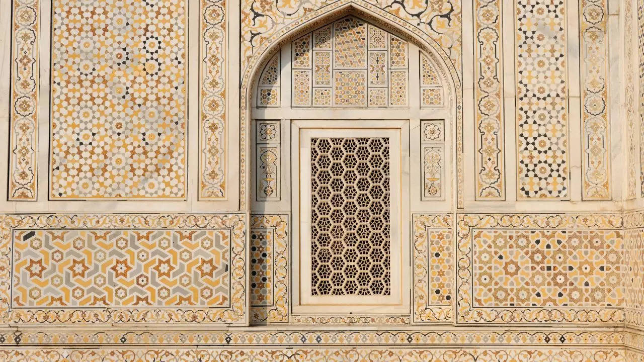 The Taj Mahal shares many architectural similarities with Itimad-ud-Daulah Credit Canva