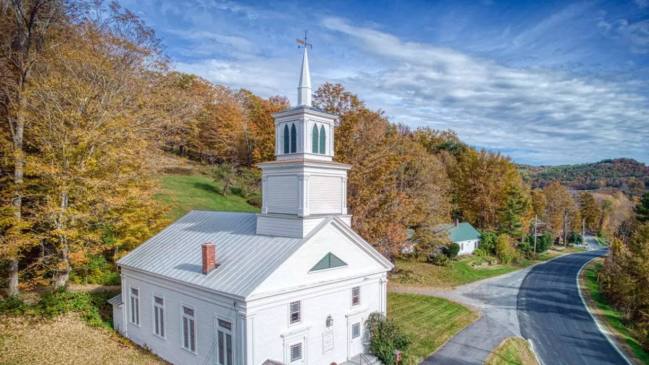 Pomfret Vermont Image iStock