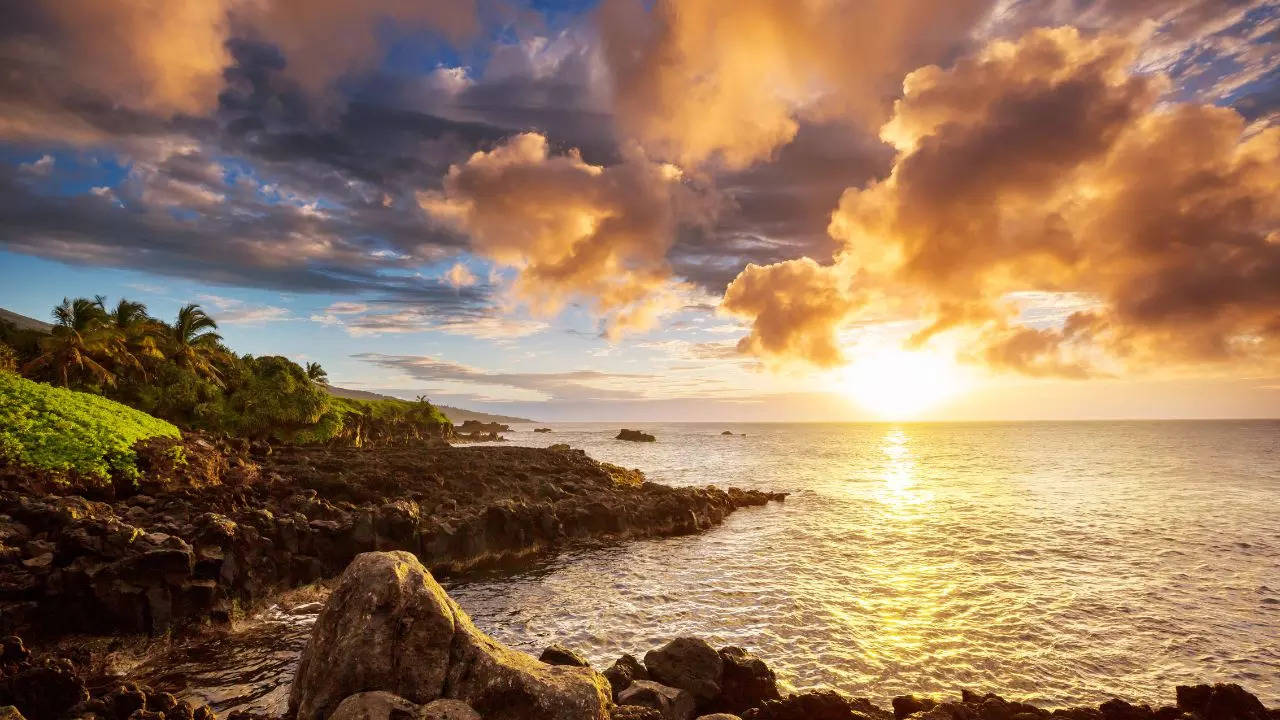 Maui is now the most romantic destination in the world Credit Canva