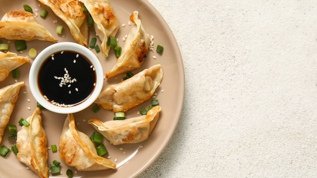 5. Guotie | Another Chinese dish on the list. This dumpling dish has a 4.70 star rating and recommended places to eat it are Wang Fu in Hong Kong, Xindalu China Kitchen and Yang's Fry Dumpling, both in Shanghai. (image: Shutterstock)